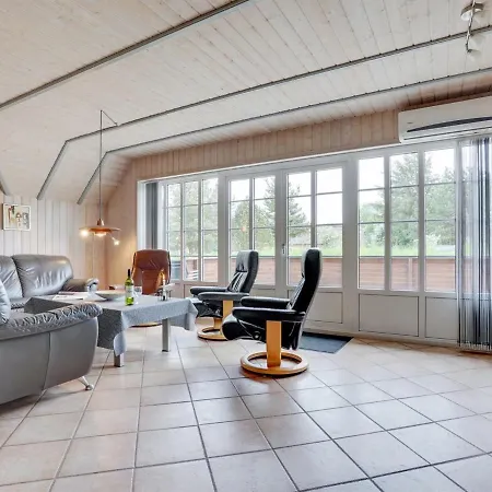 Holiday Annja - 2-9km From The Sea In Western Jutland By Interhome * Kongsmark